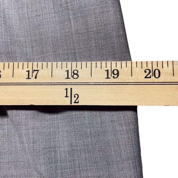 THEORY Cassii Sheath Dress Size 8 Wool Blend Short Sleeve Light Gray EUC Office - Picture 14 of 16